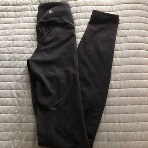 Lululemon Wunder Under leggings